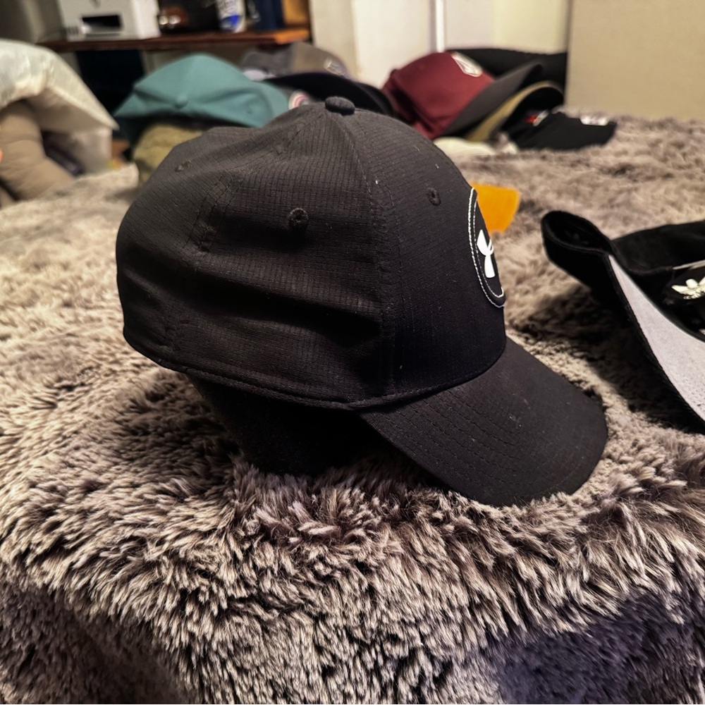 Three hat bundle - Picture 5 of 9